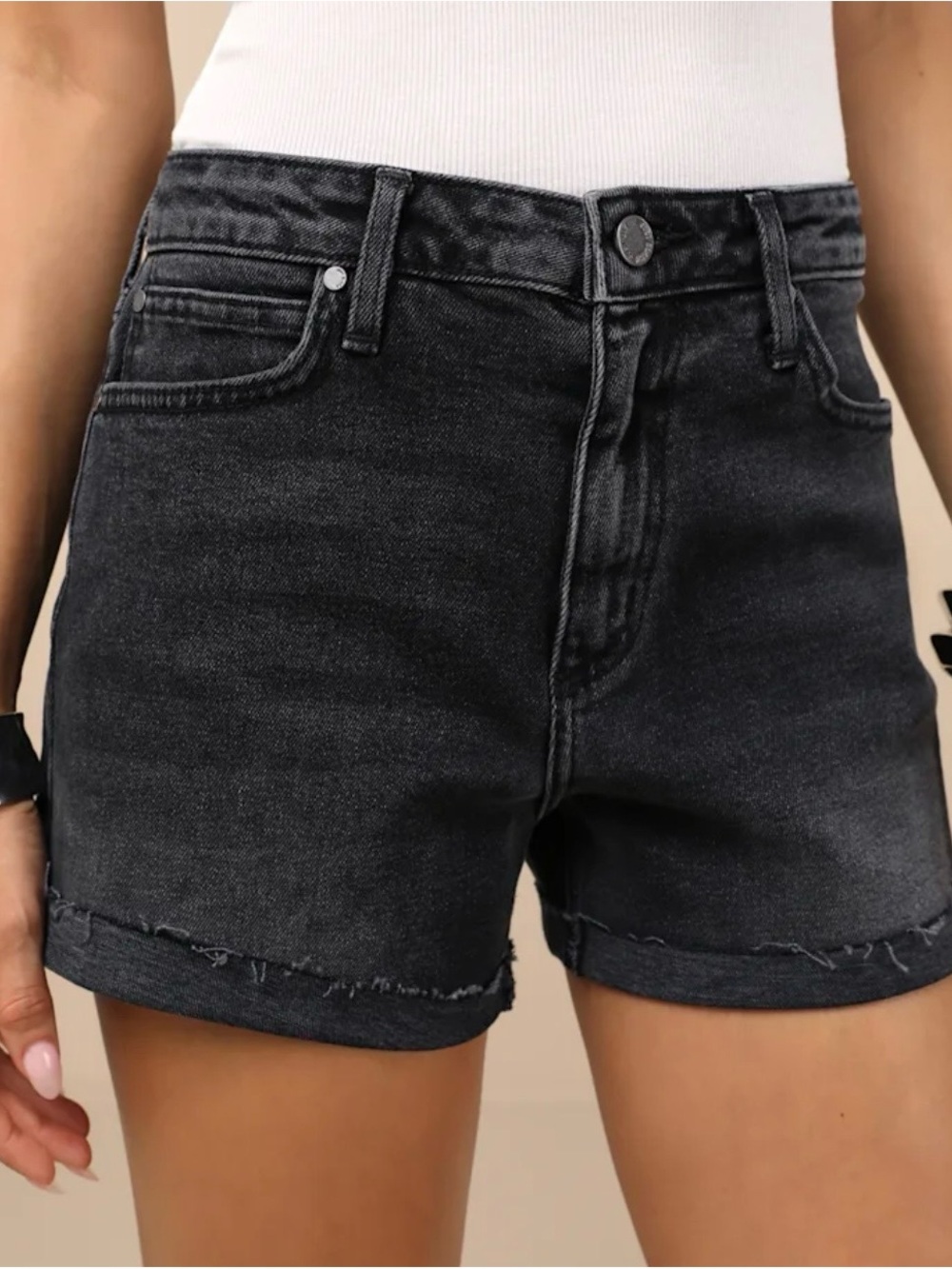Aeropostale Black Denim Frayed Hem Mom Shorts Size 2 Grunge Goth Summer Basic